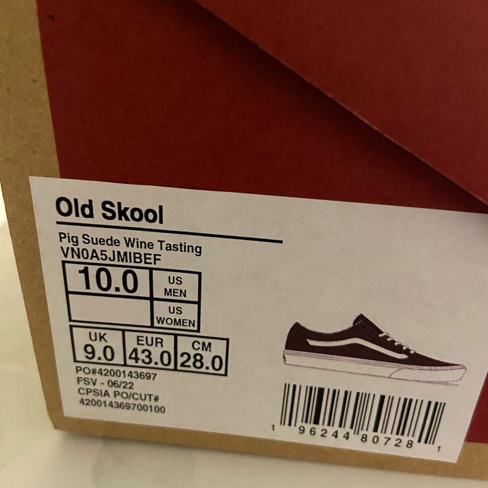Vans Pig Suede Old Skool Shoe